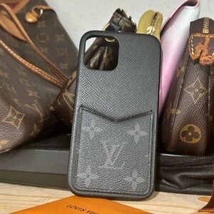 iPhone 12 Pro . Authentic Louis Vuitton Black Monogram Phone Case